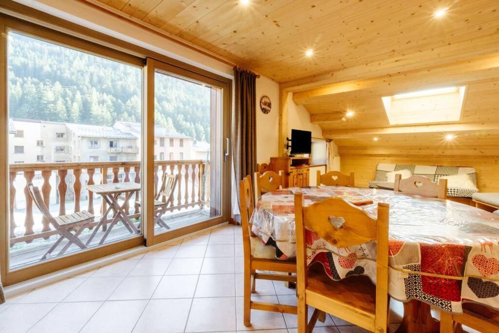La Turra Apartment Lanslebourg-Mont-Cenis Bagian luar foto